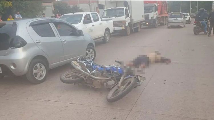 Un adolescente de 15 años muere tras accidente de tránsito en el barrio El Recreo; el conductor está prófugo