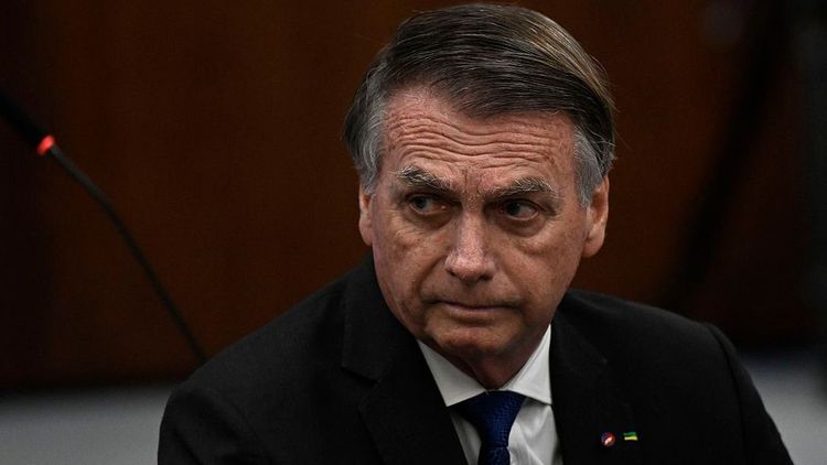 Congreso de Brasil reduce condena de Jair Bolsonaro y asesta golpe a Lula