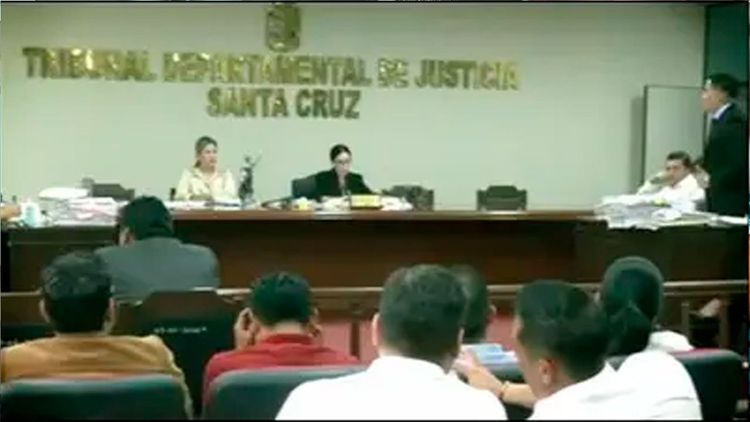 Jhonny Fernández comparece ante un juez por el caso “pavimento fantasma”