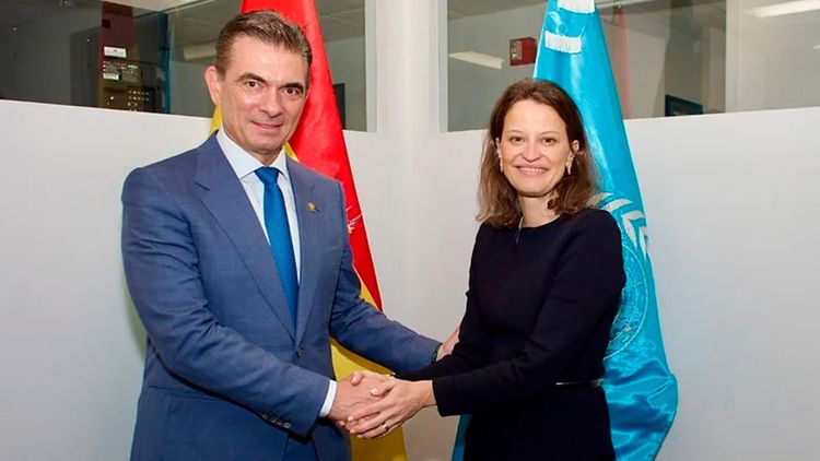 Paz anuncia gestión de $us 10.000 millones para Bolivia