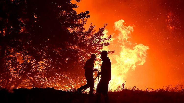 Incendios en el sur de Europa obligan a evacuar a miles de personas