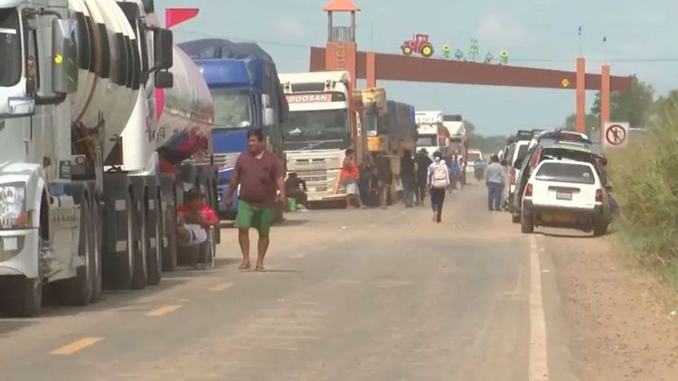 Bloqueo en San Julián afecta la cosecha y distribución de arroz en Santa Cruz
