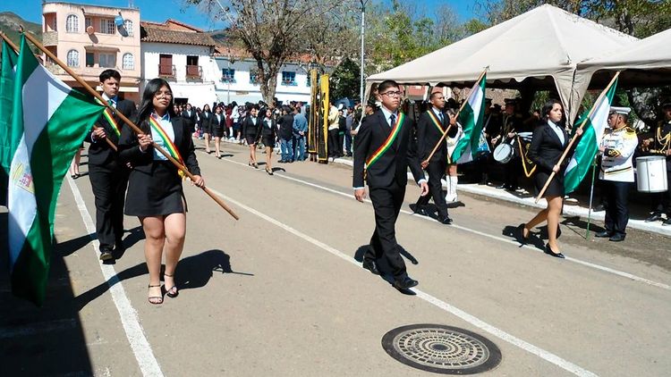 Vallegrande celebra la efeméride departamental de Santa Cruz