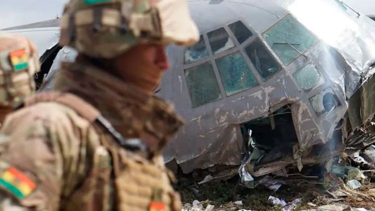 Retiran partes del Hércules tras tragedia