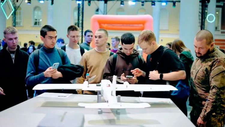 Universidades rusas se convierten en centros de reclutamiento bajo la consigna: "Firma o te expulsamos"