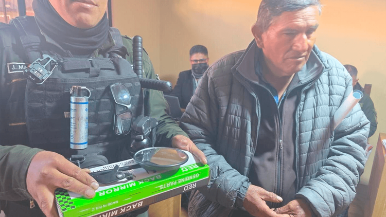 APDHEA aclara que adulto mayor no fue arrestado ni pagó dinero tras incidente en el Cruce Viacha