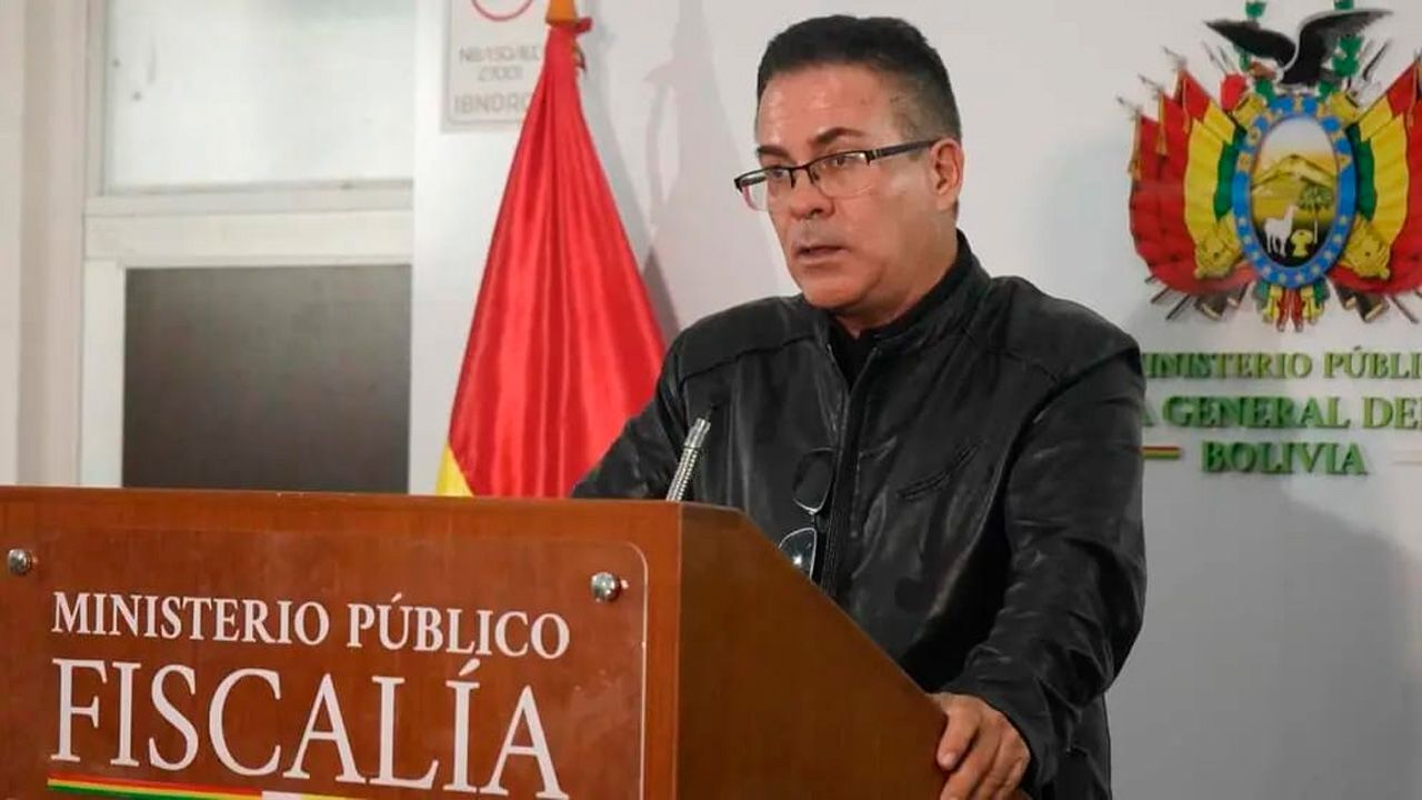 Fiscalía inicia acumulación de antecedentes contra Evo Morales y Álvaro García Linera